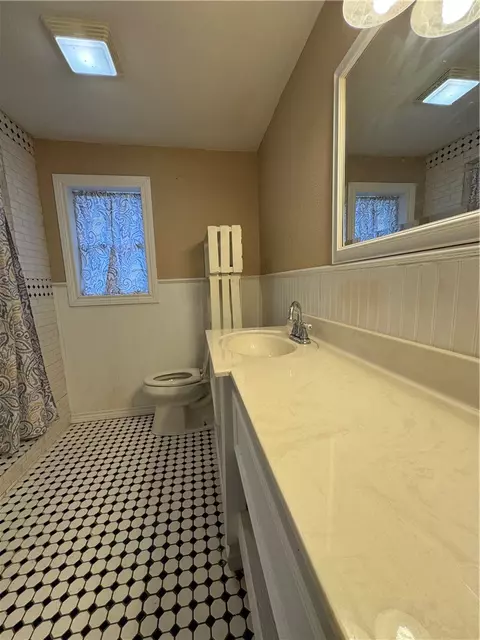 Bath - 1773 Main St, Concepcion, TX 78349 photo 2 of 4