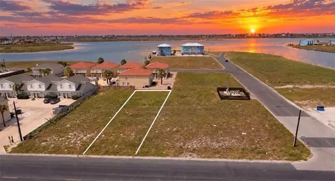 15005 Leeward Dr, Corpus Christi, TX 78418