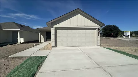 503 Meansville Dr, Odem, TX 78370
