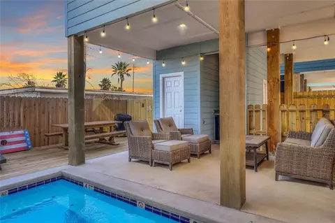 1624 S Eleventh St #9, Port Aransas, TX 78373