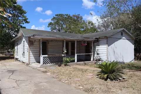 4333 Molina Dr, Corpus Christi, TX 78416