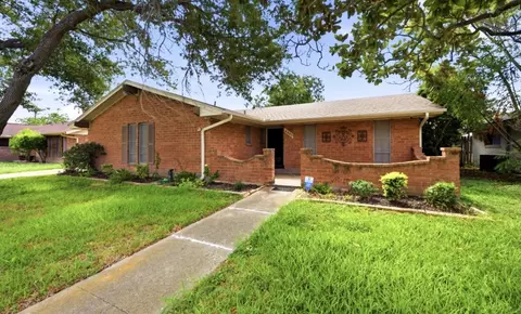 4405 Bonner Dr, Corpus Christi, TX 78411