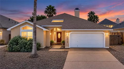 13733 Hawksnest Bay Dr, Corpus Christi, TX 78418