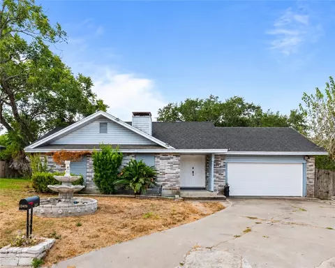 13625 Cactus Cir, Corpus Christi, TX 78410