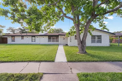 134 Seaview, Corpus Christi, TX 78411