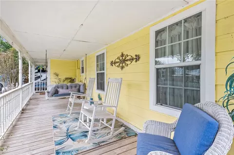 Exterior - 107 E Lakefield Dr, Mathis, TX 78368 photo 3 of 9