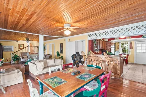 Dining - 107 E Lakefield Dr, Mathis, TX 78368 photo 2 of 3