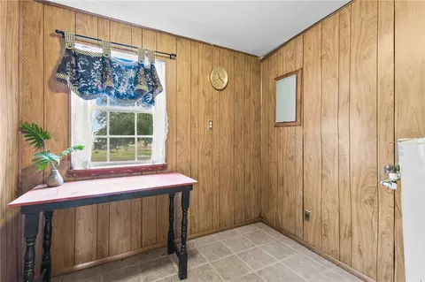 Entry Way - 107 E Lakefield Dr, Mathis, TX 78368 photo 1 of 1