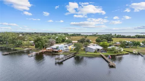 View/Area - 107 E Lakefield Dr, Mathis, TX 78368 photo 6 of 11