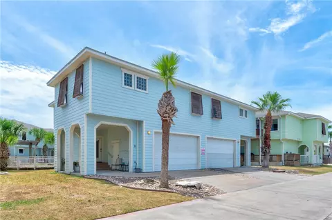 247 W Roberts Ave #8, Port Aransas, TX 78373