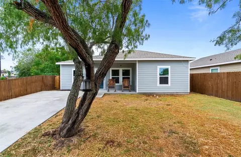 1105 Cabra St, Corpus Christi, TX 78401