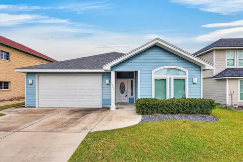 1022 Channel Vista Dr, Port Aransas, TX 78373