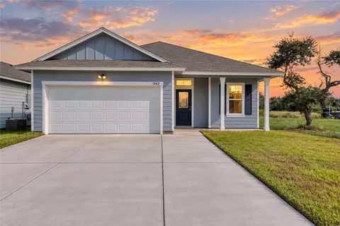 1942 Shellbank Ave, Aransas Pass, TX 78336