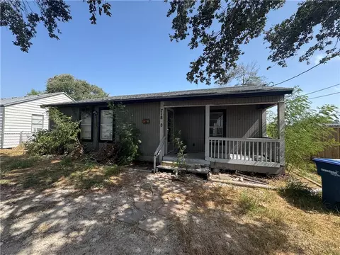 718 Webb St, Corpus Christi, TX 78418