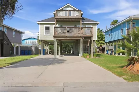 634 Dolphin Cir, Port Aransas, TX 78373