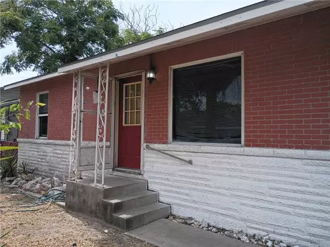 2141 Karen Dr, Corpus Christi, TX 78416