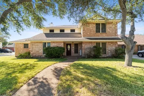 214 Sandpiper Dr, Portland, TX 78374