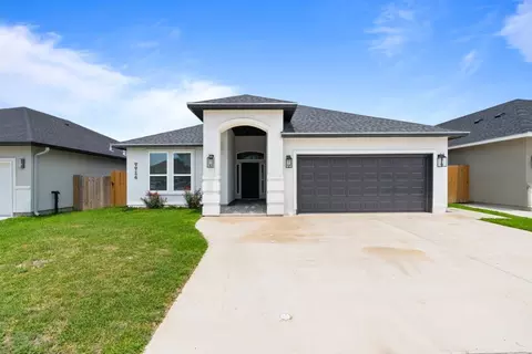 7714 Nadia Dr, Corpus Christi, TX 78414