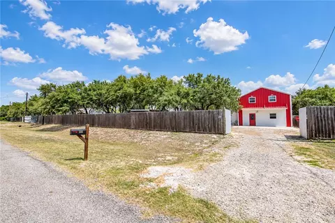 1312 N Verne St, Rockport, TX 78382