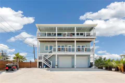 812 Lantana Dr, Port Aransas, TX 78373