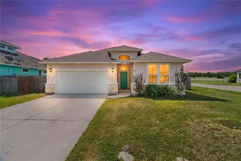 103 Beacon Ln, Fulton, TX 78358