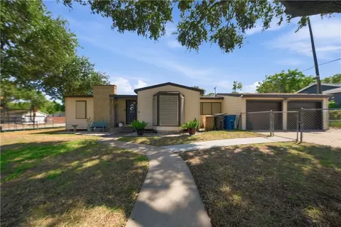 466 Macleod Dr, Corpus Christi, TX 78408