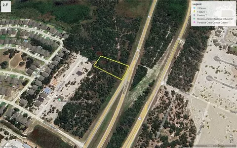 3481 S H 35 Byp #2F, Rockport, TX 78382