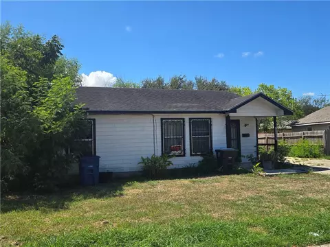 1117 Green Earth Dr, Corpus Christi, TX 78405
