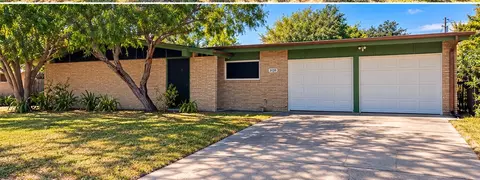 3120 Cove Way Dr, Corpus Christi, TX 78418