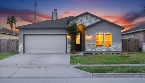 7650 Sable Creek Dr, Corpus Christi, TX 78414