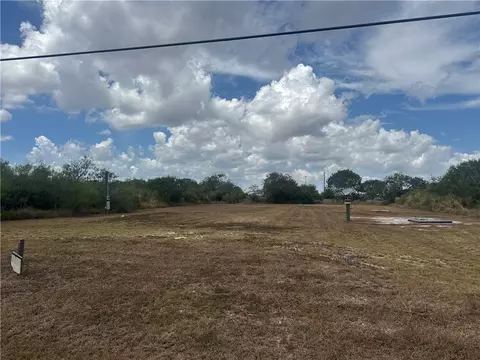 1311 Second St, Bayside, TX 78340