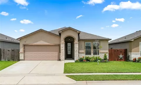 2109 Crystal Bay Dr, Corpus Christi, TX 78414