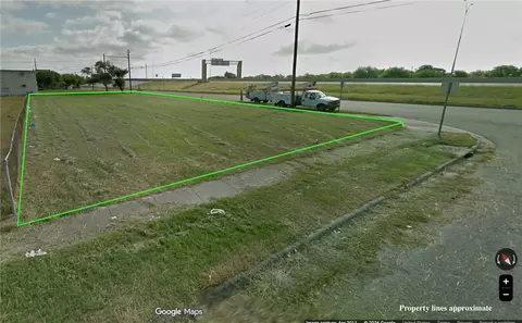 2142 Frederick Dr, Corpus Christi, TX 78417
