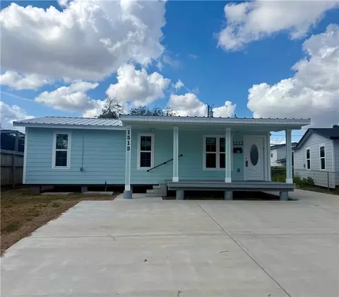 1513 El Paso St, Corpus Christi, TX 78417