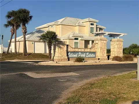 142 Frontside Dr, Port Aransas, TX 78418