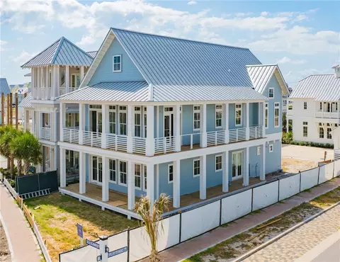 120 Sea Scamper Blvd, Port Aransas, TX 78373
