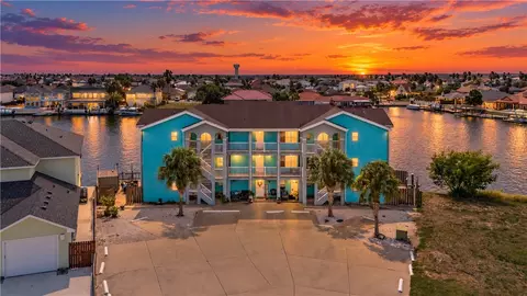 13953 Fortuna Bay Dr #8, Corpus Christi, TX 78418