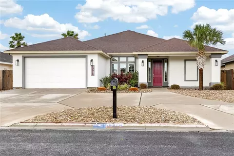 15918 Cabo Blanco Dr, Corpus Christi, TX 78418