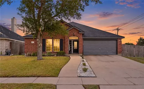 4801 Lake Livingston Dr, Corpus Christi, TX 78413