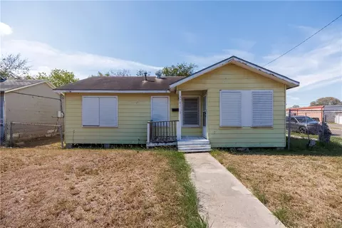 3701 Bertram St, Corpus Christi, TX 78416