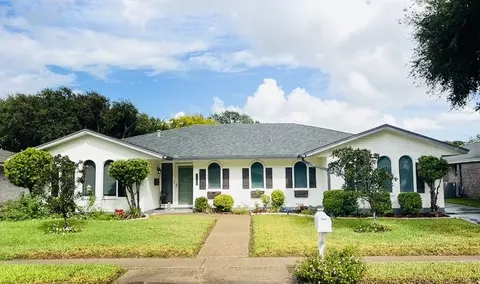 131 Chiltipin Dr, Portland, TX 78374