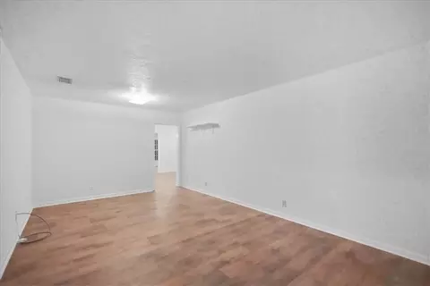 Living - 4417 Omalley Dr, Corpus Christi, TX 78413 photo 11 of 11