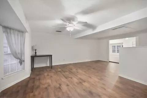 Living - 4417 Omalley Dr, Corpus Christi, TX 78413 photo 5 of 11