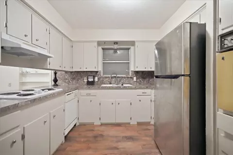 Kitchen - 4417 Omalley Dr, Corpus Christi, TX 78413 photo 2 of 2