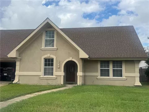 209 Blanco Dr, Portland, TX 78374