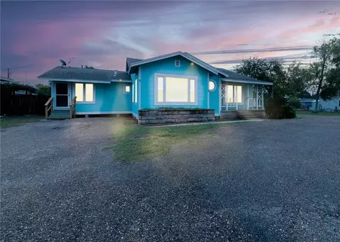 325 S Saunders St, Aransas Pass, TX 78336