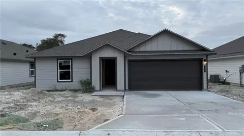 1121 Brasel Dr, Aransas Pass, TX 78336