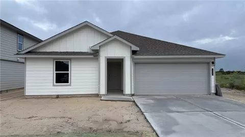 1126 Brasel Dr, Aransas Pass, TX 78336