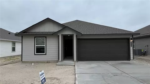 1110 Brasel Dr, Aransas Pass, TX 78336