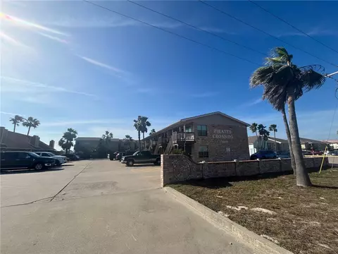15209 Leeward Dr #B1, Corpus Christi, TX 78418